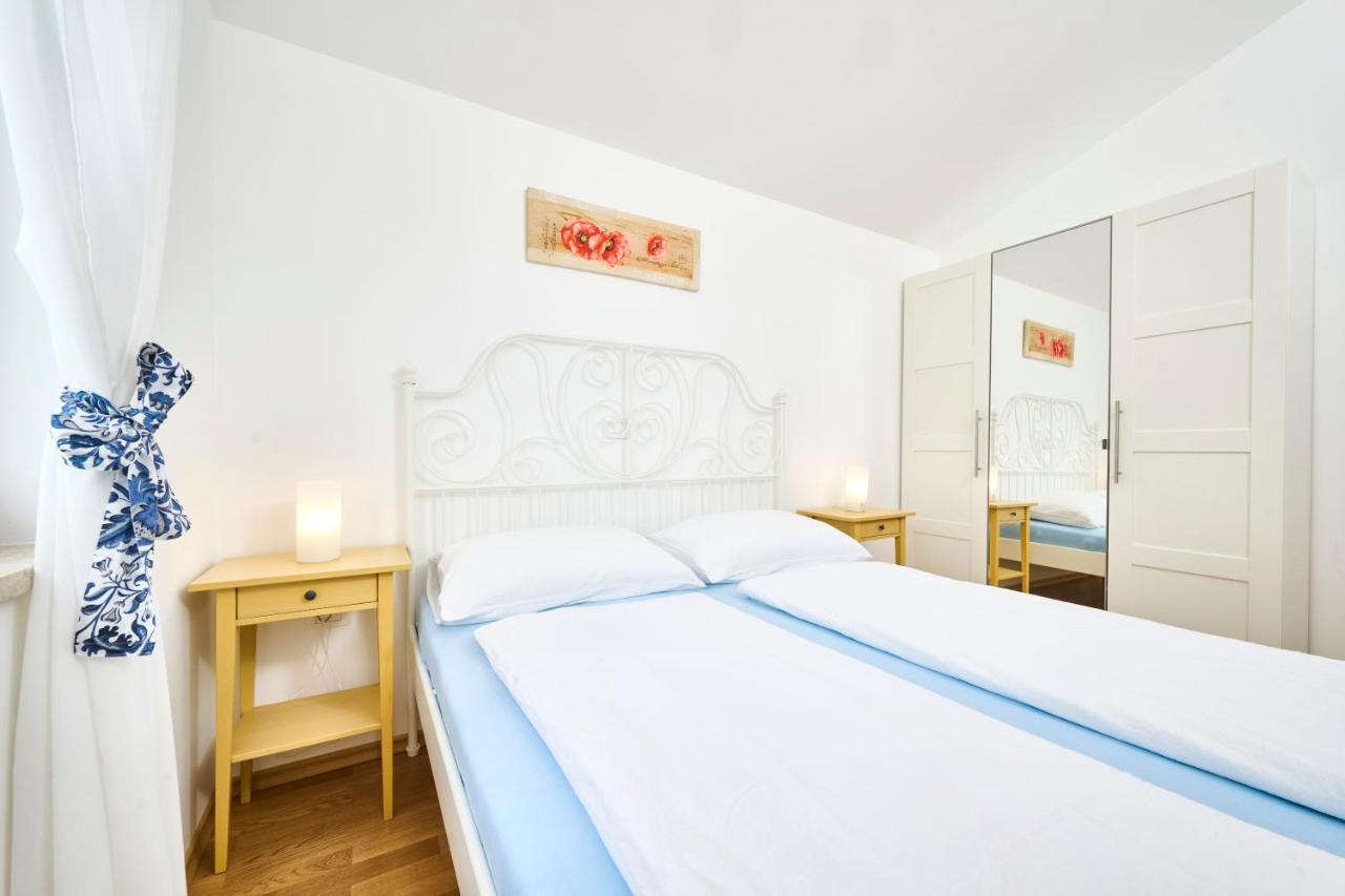 Elia Apartments Savudrija Luaran gambar