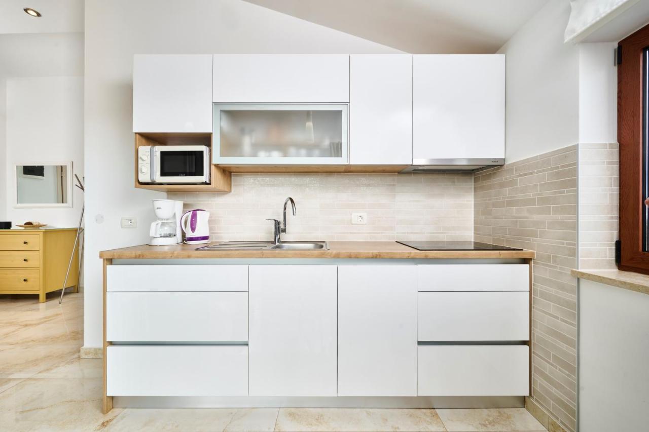 Elia Apartments Savudrija Luaran gambar