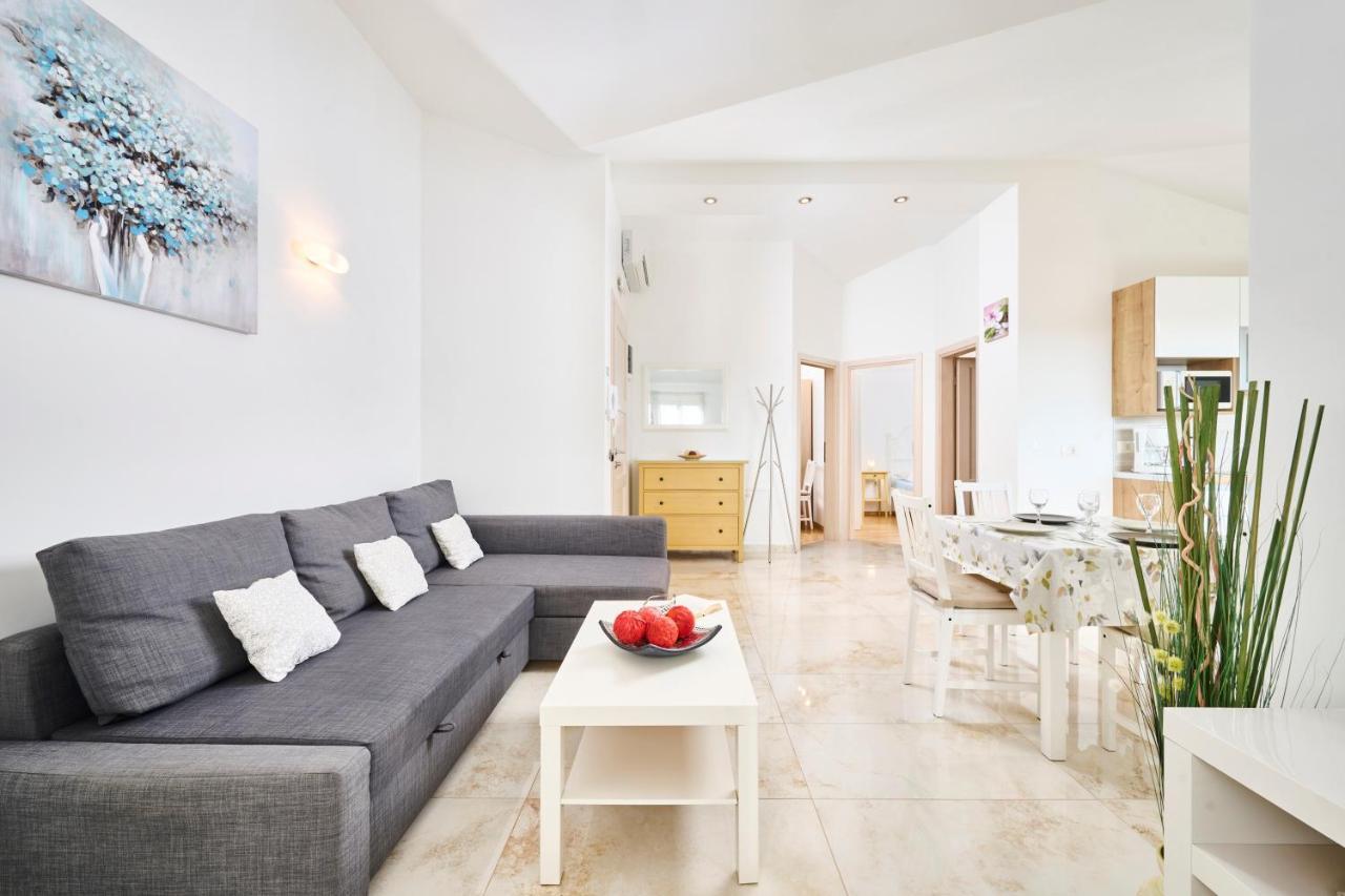 Elia Apartments Savudrija Luaran gambar